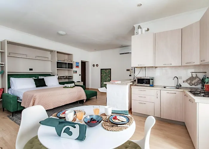 شقة Dinghy - By Myhomeincomo كومو