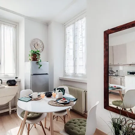 Apartamento Dinghy - By Myhomeincomo *